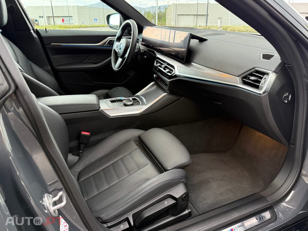 BMW i4 eDrive40 Desportiva M
