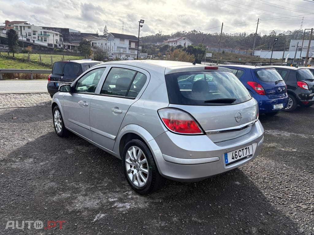 Opel Astra 1.3 CDTi Enjoy
