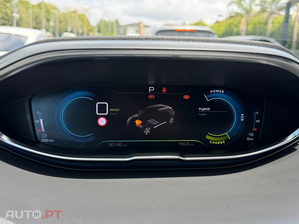 Peugeot 3008 1.6 Hybrid Allure e-EAT8