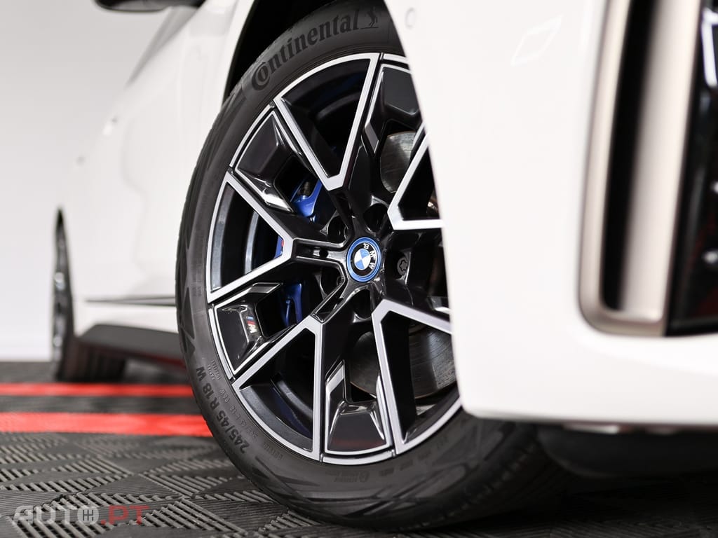 BMW i4 M50 Pack Desportivo M Pro