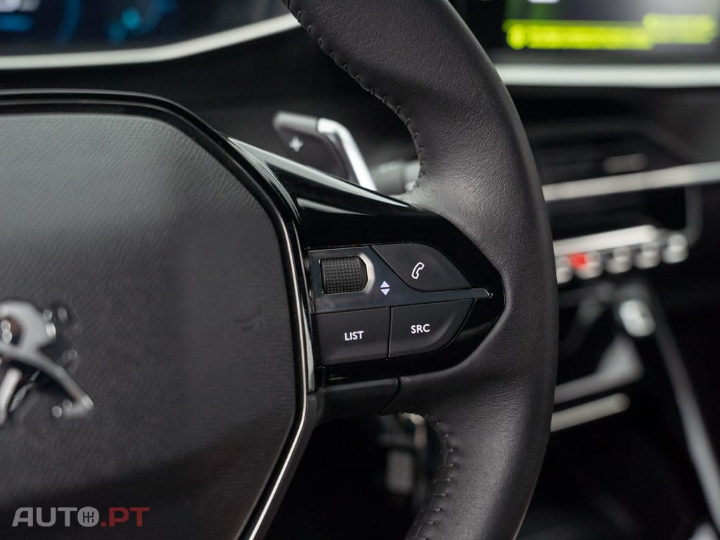 Peugeot 2008 1.5 BlueHDi Allure Pack EAT8