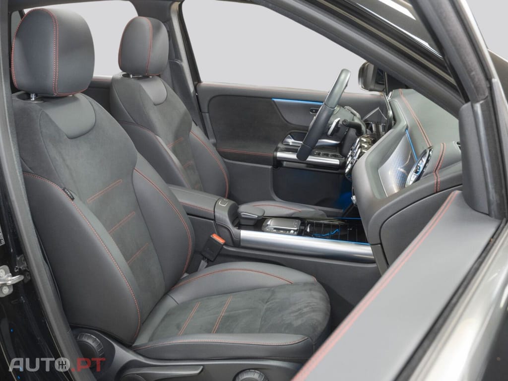 Mercedes-Benz EQA I.V.A DEDUTIVEL 350 4M AMG LED