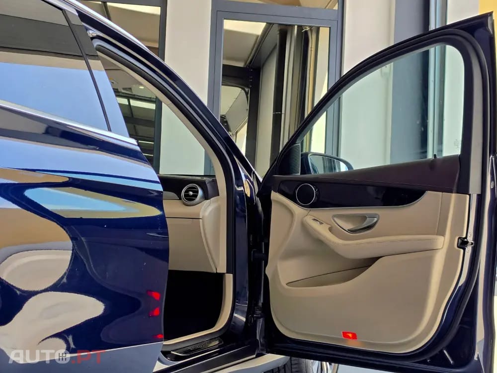 Mercedes-Benz GLC 300 e 4Matic