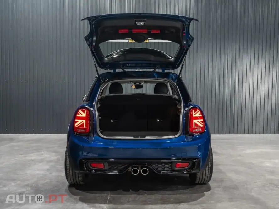 MINI Cooper Cooper S