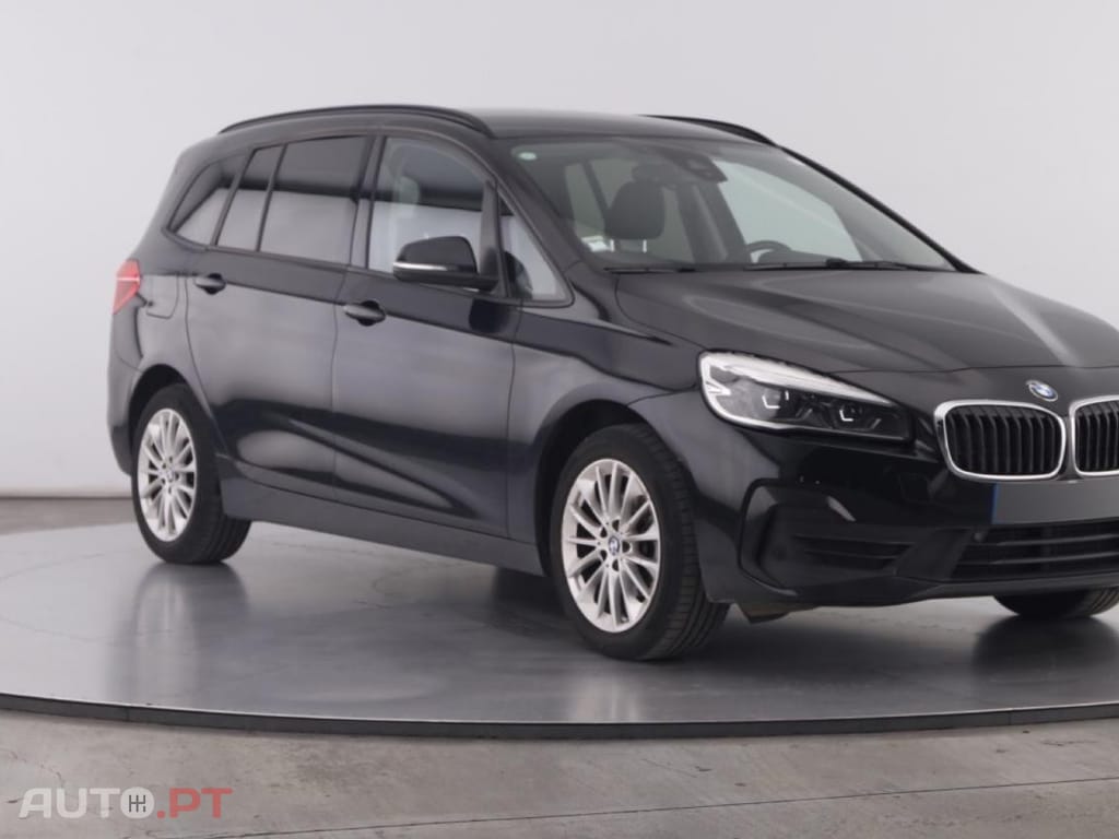 BMW 216 i 7L Advantage