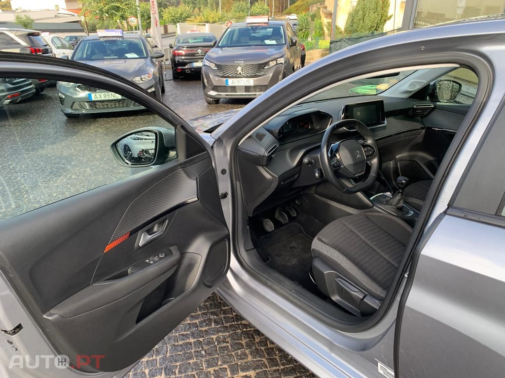 Peugeot 208 1.5 BlueHDi Allure Pack