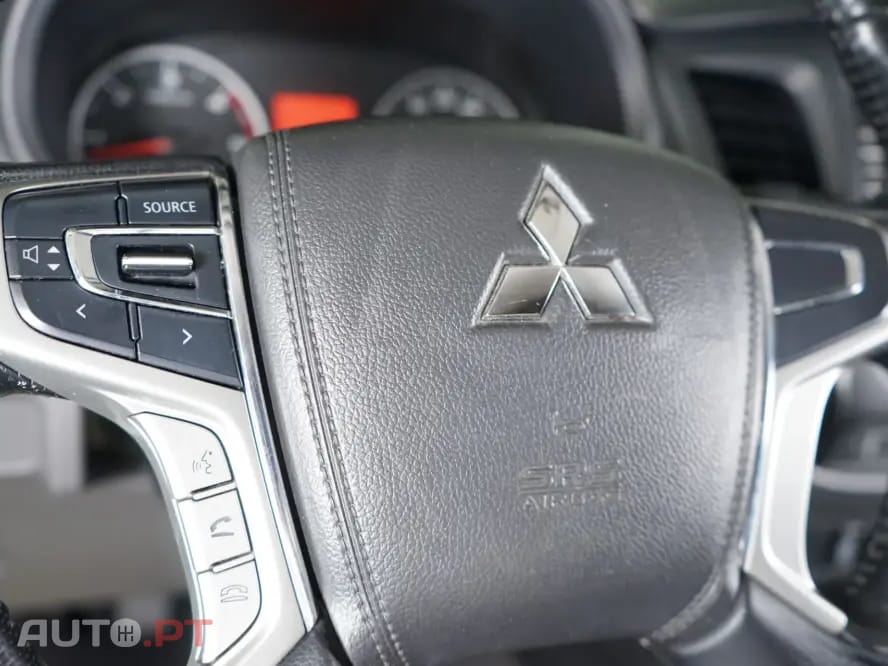 Mitsubishi L200 2.4 DI-D CD S.Cab 3L Instyle 4WD