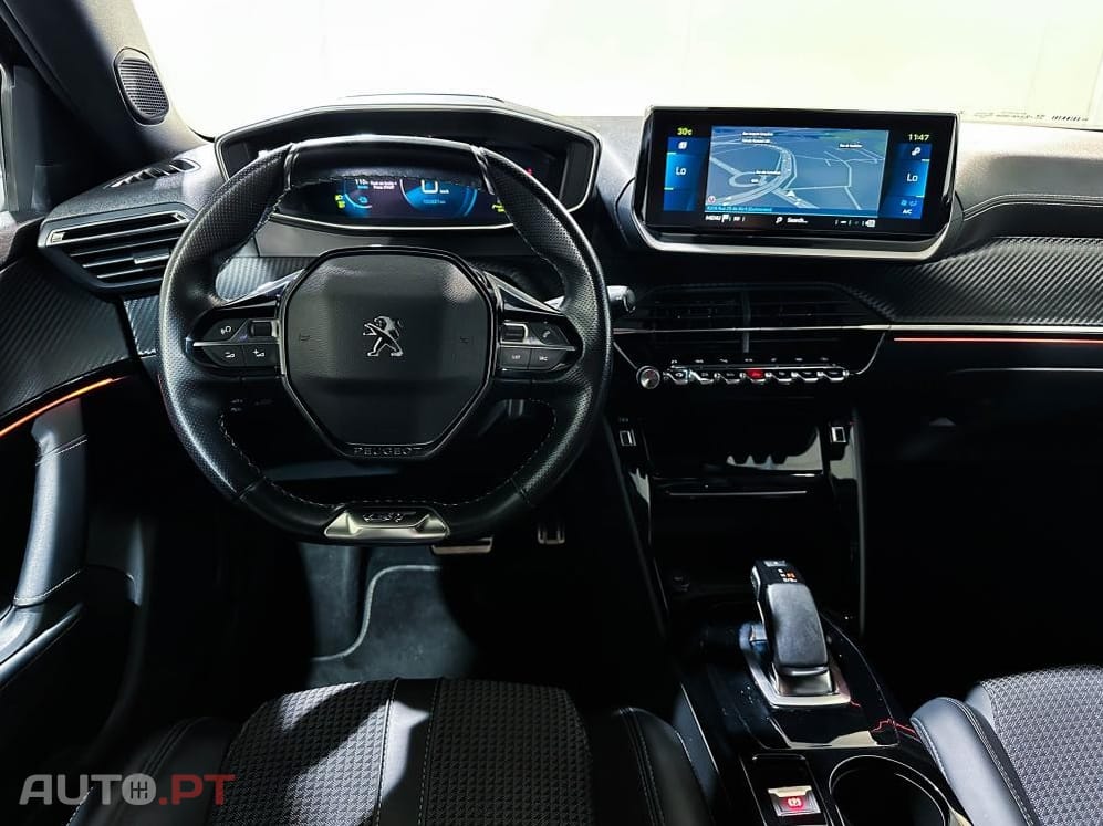 Peugeot E-2008 50 kWh GT