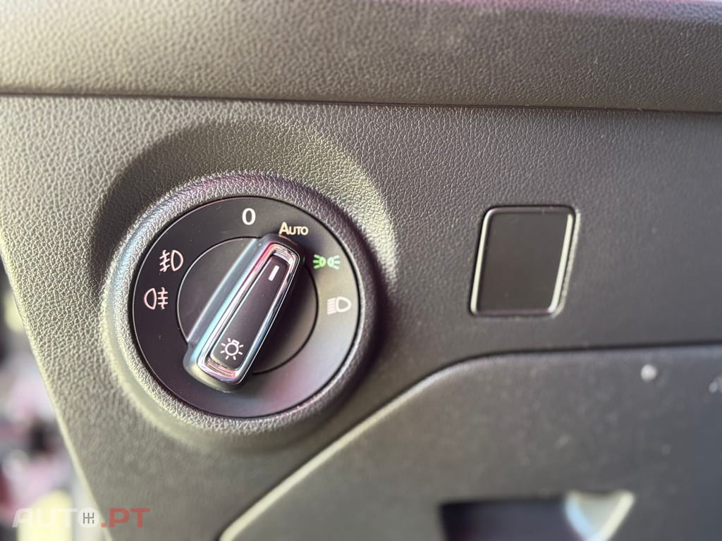 Seat Leon 1.6 TDI Xcellence DSG S/S