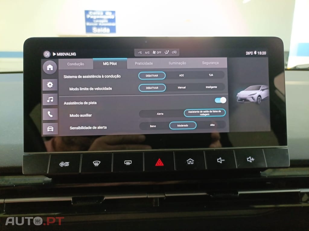 MG MG4 4 Luxury 64 kWh