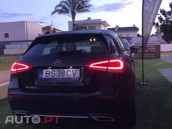 Mercedes-Benz A 250 e Progressive