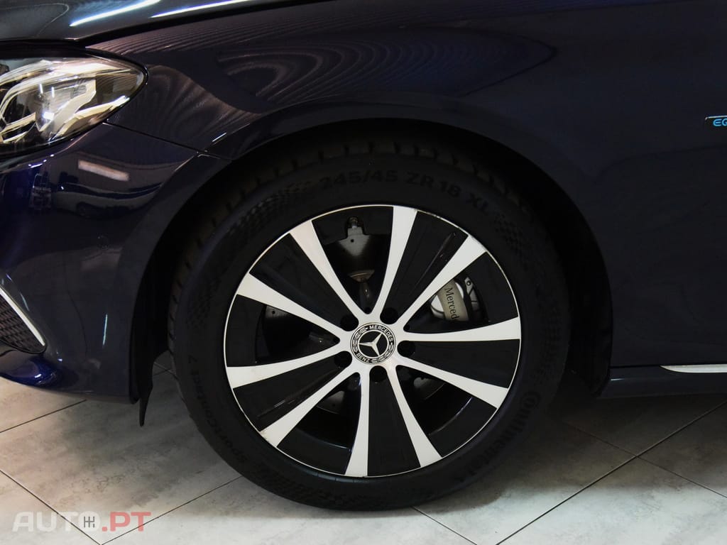 Mercedes-Benz E 300 de Avantgarde