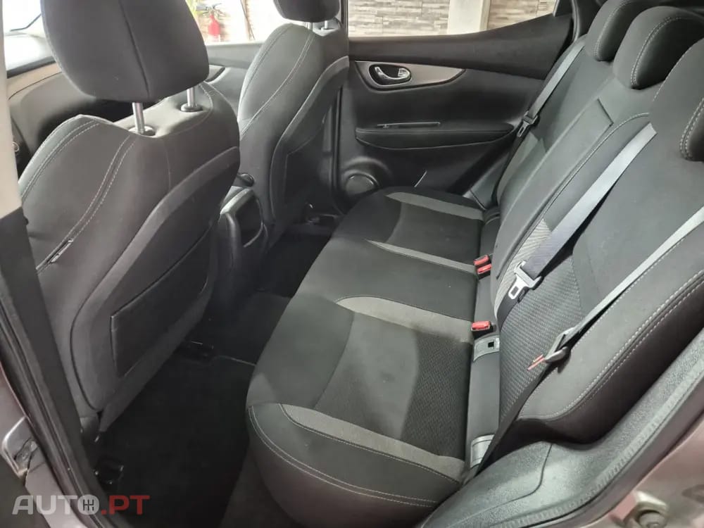 Nissan Qashqai 1.2 DIG-T Tekna Premium