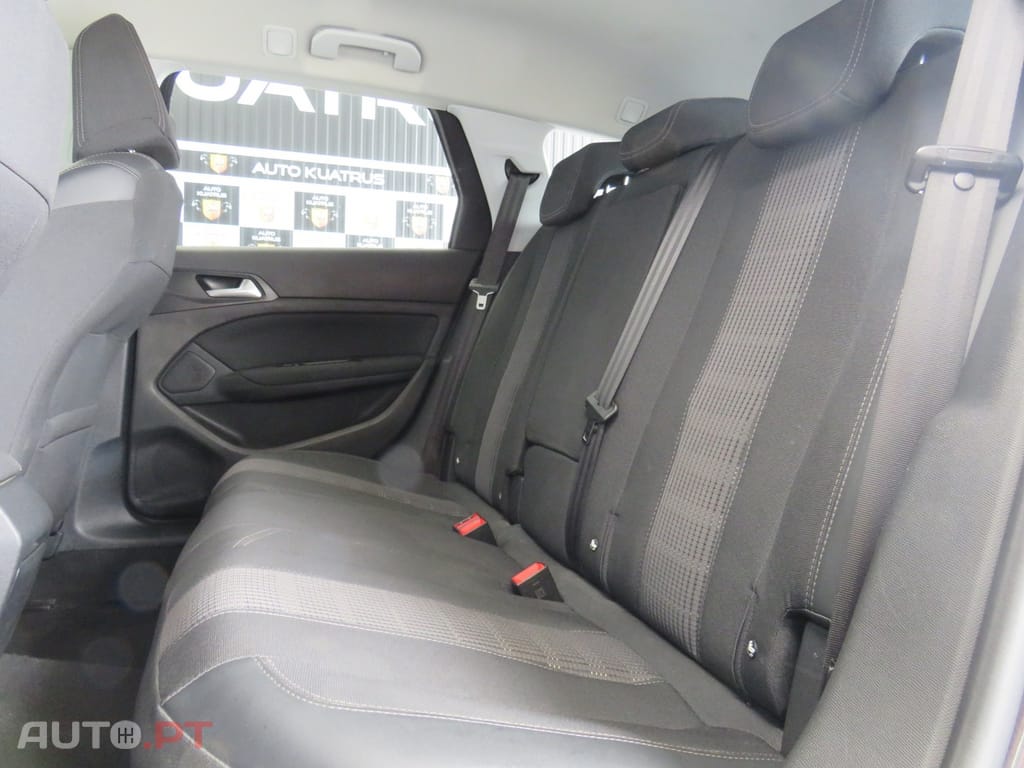Peugeot 308 SW 1.5 BlueHDi Allure