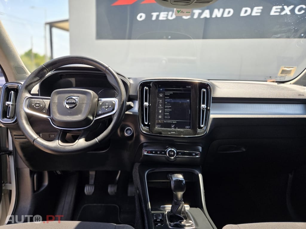 Volvo XC40 1.5 T2 Momentum