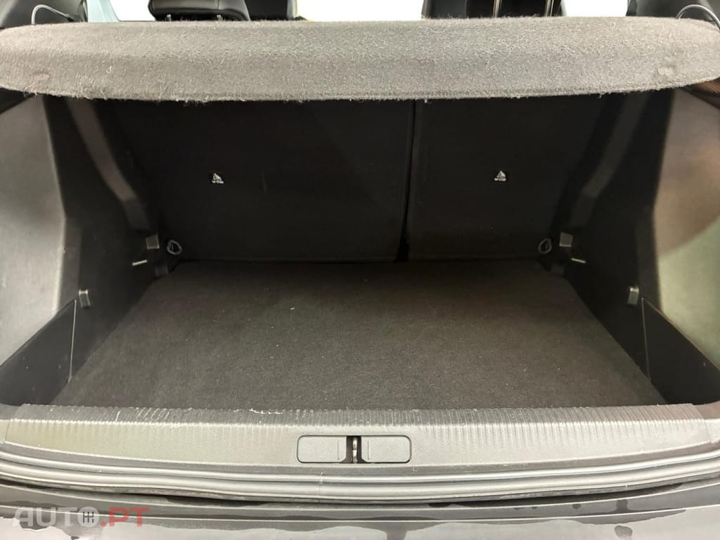 Peugeot 2008 1.2 PureTech GT EAT8