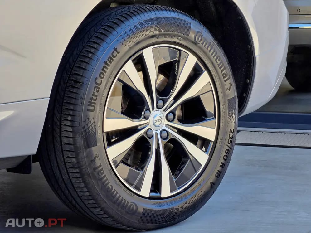 Volvo XC60 2.0 T6 PHEV Inscription AWD