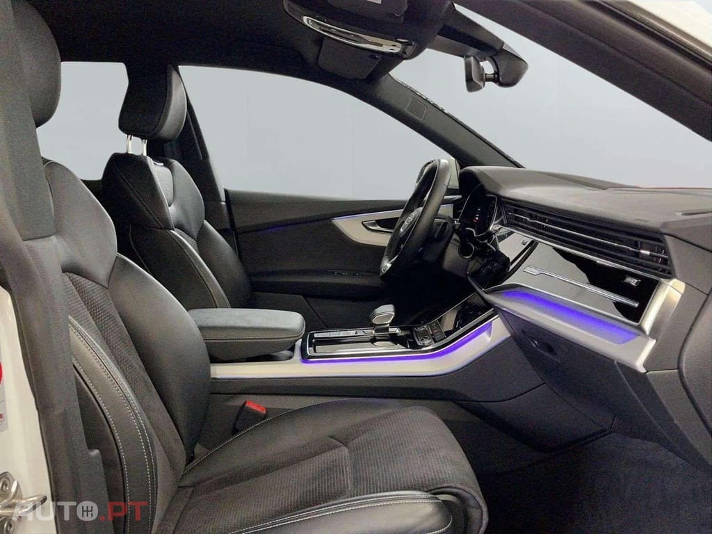 Audi Q8 55 TFSIe qu. S line