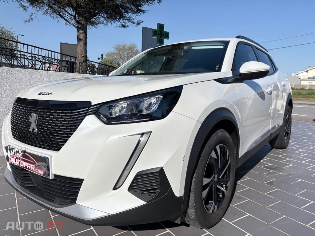 Peugeot 2008 1.2 PureTech Allure