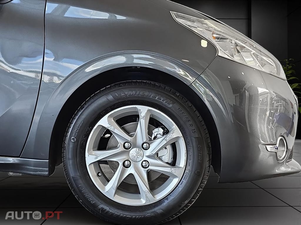 Peugeot 208 1.2 VTi Allure