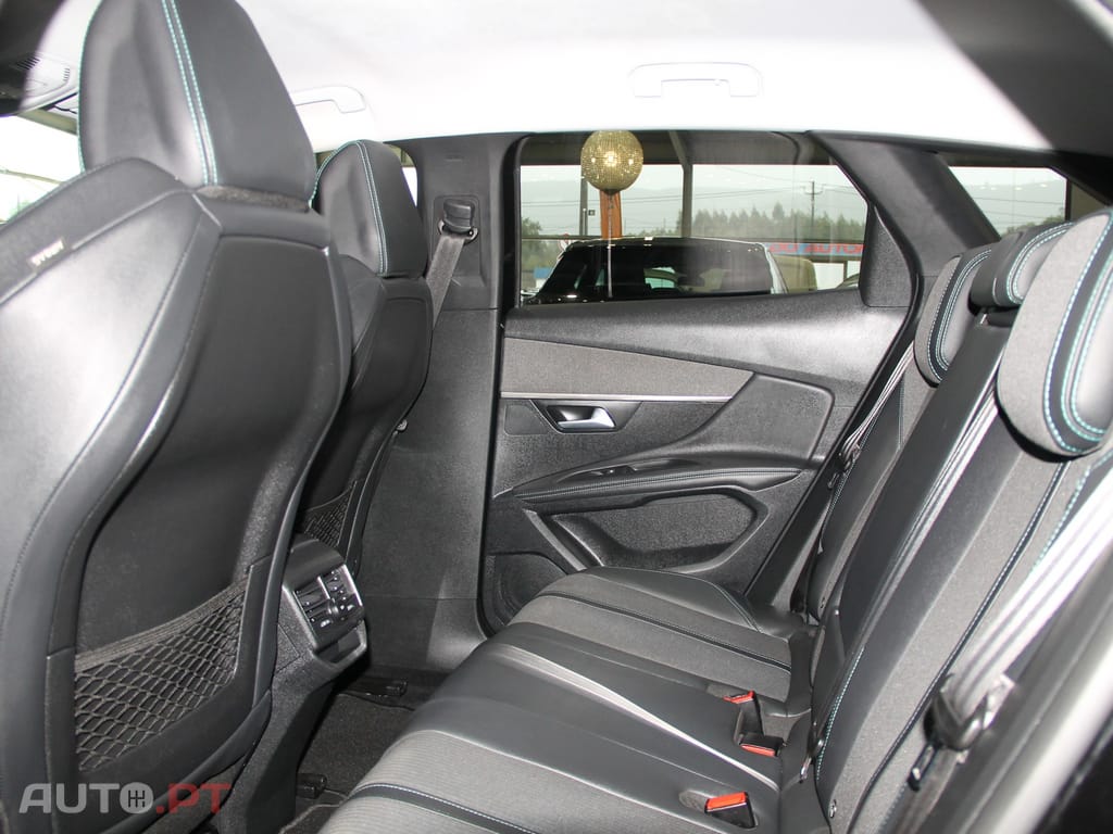 Peugeot 3008 1.5 BlueHDi Active