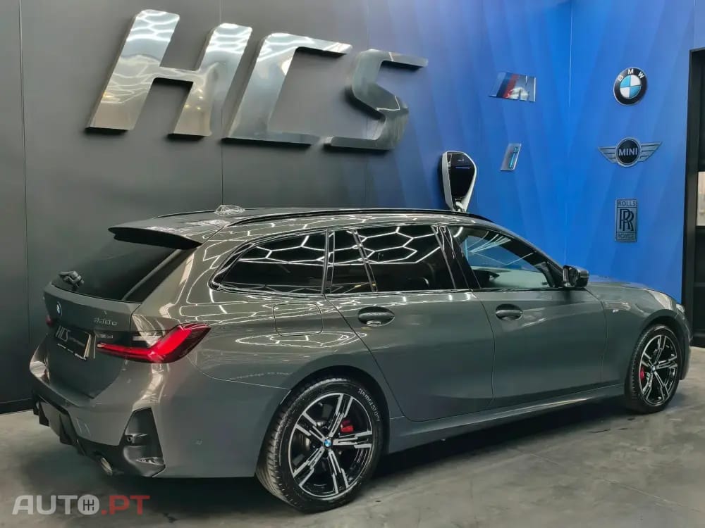 BMW 330 e Pack Desportivo M Pro Auto