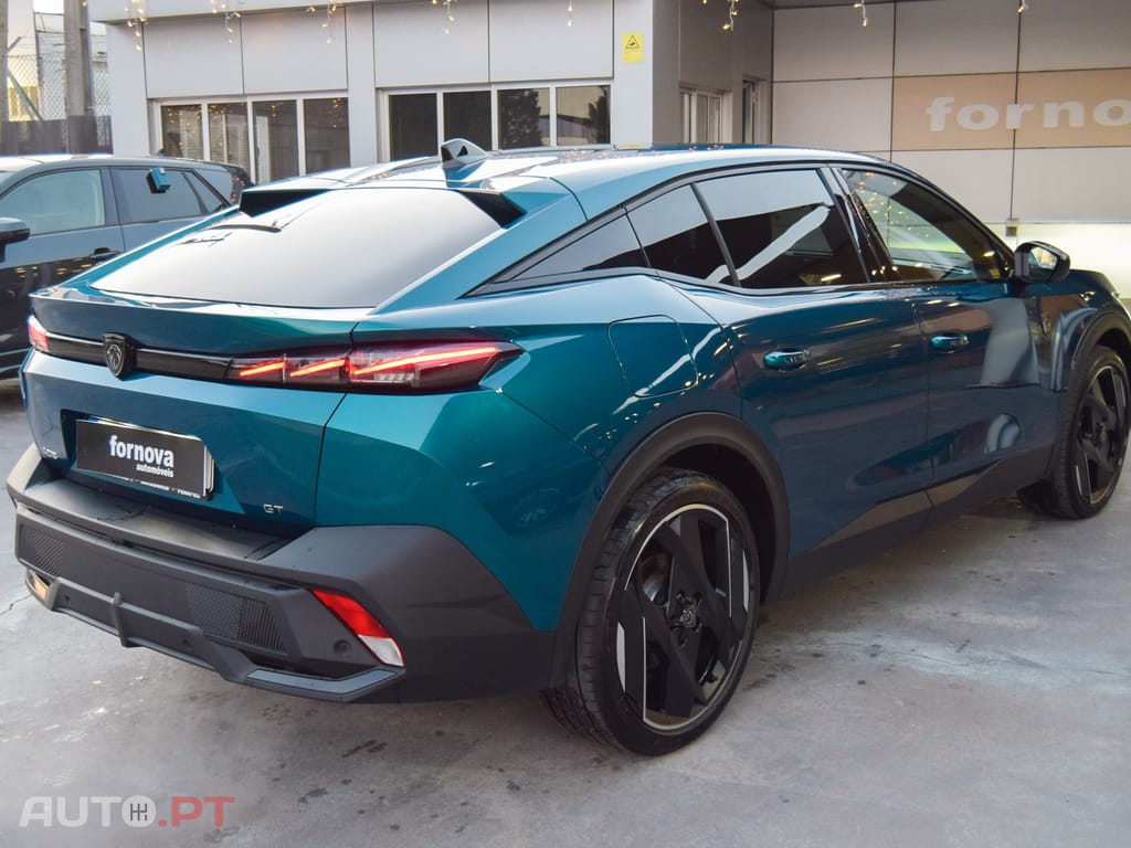Peugeot 408 1.6 Hybrid GT e-EAT8
