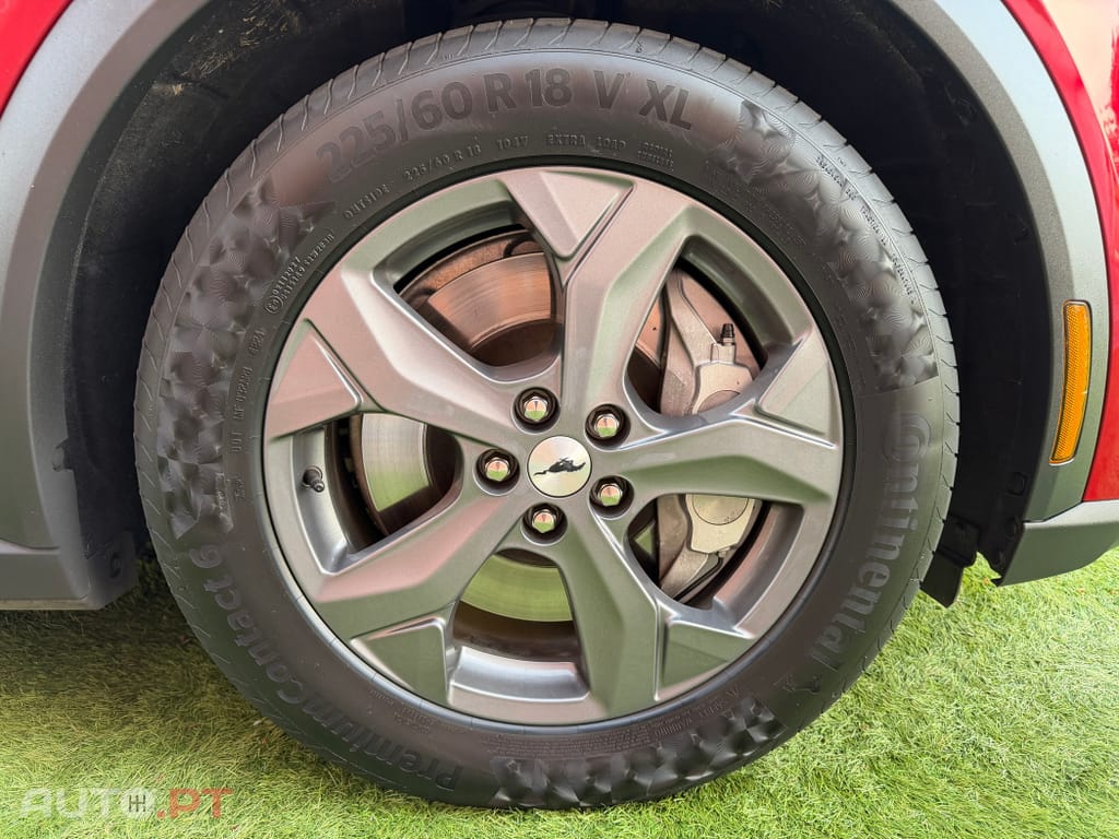 Ford Mustang Mach-E Standard • 75,7 kWh • 294 CV