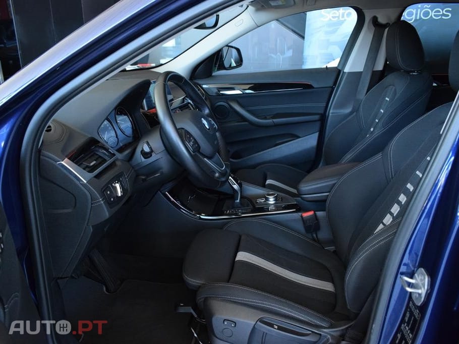 BMW X2 16 d sDrive Auto