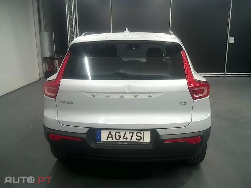 Volvo XC40 1.5 T2 Momentum Core