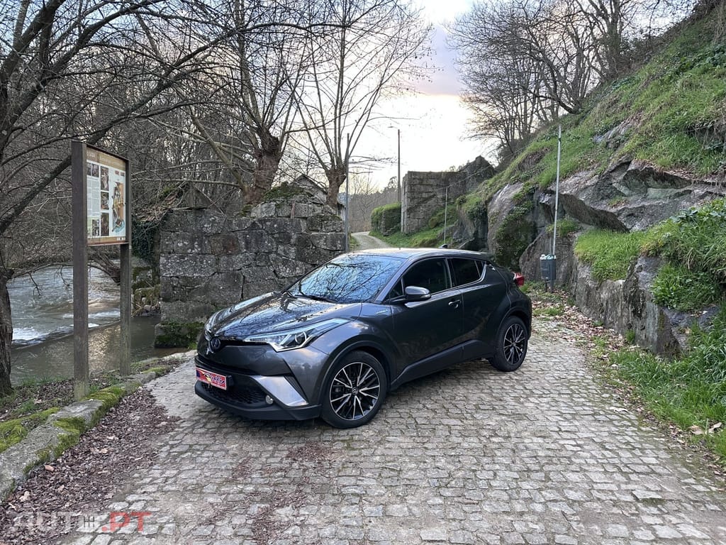 Toyota C-HR 1.8 Hybrid Lounge