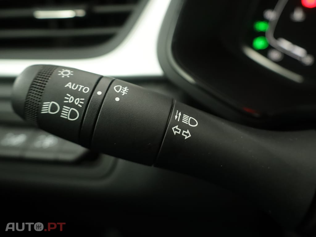 Renault Captur Captur 1.0 TCe Techno Bi-Fuel — fotografia 17