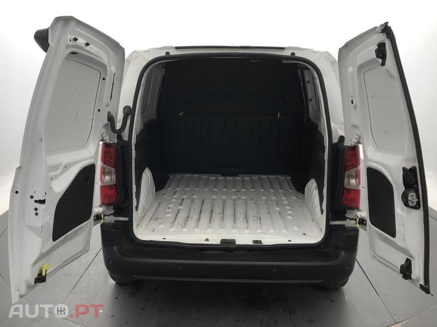 Peugeot Partner 1.5 BlueHDi Asphalt Standard