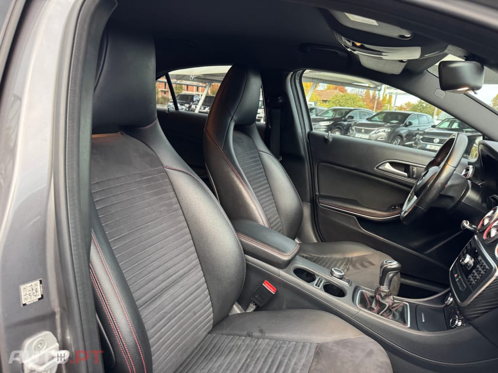 Mercedes-Benz A 180 d AMG Line