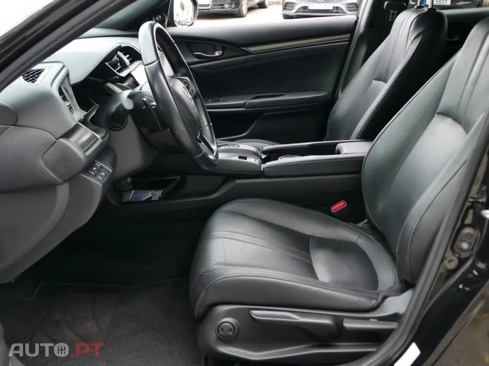 Honda Civic 1.6 i-DTEC Executive Premium 9AT