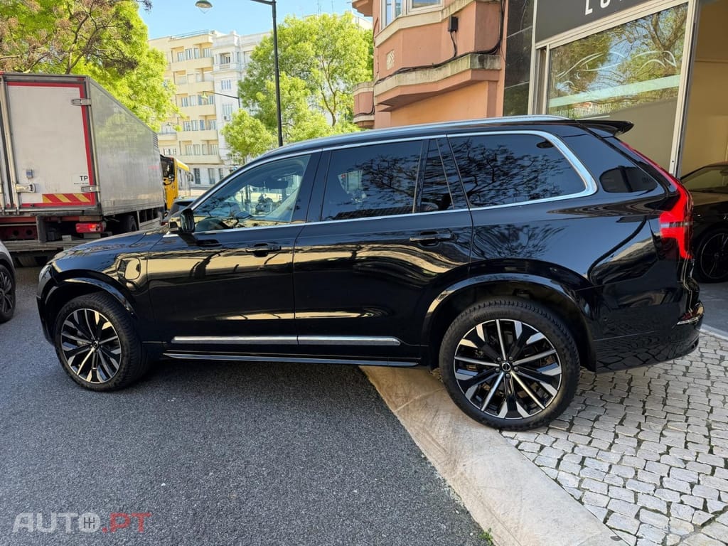 Volvo XC90 2.0 T8 PHEV Plus Dark AWD