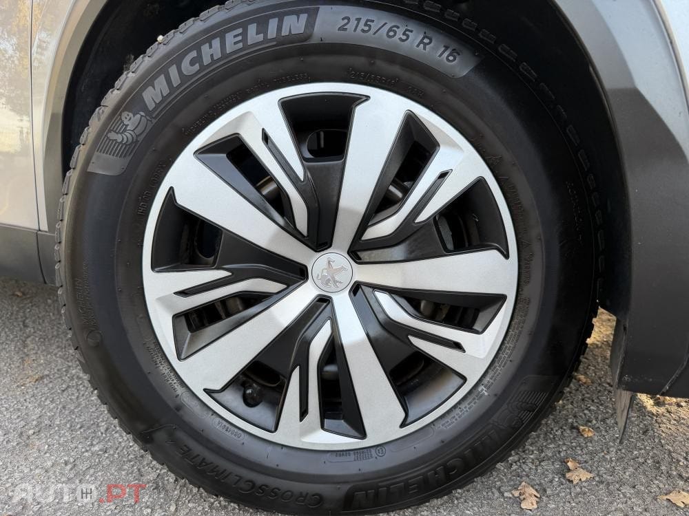 Peugeot 2008 PureTech 100 Stop&Start Allure Pack