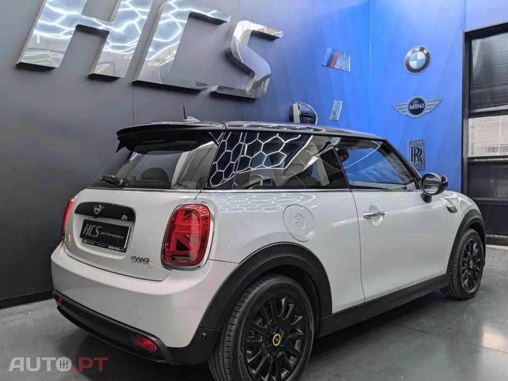 MINI Cooper Cooper SE