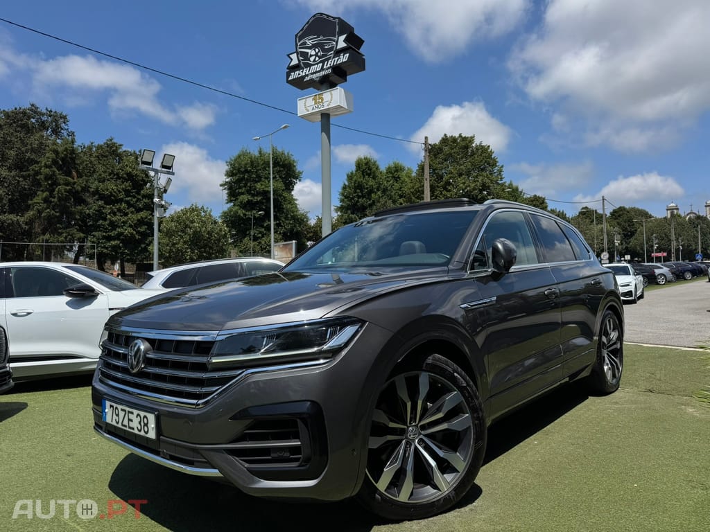Volkswagen Touareg 3.0 TDI V6 R-Line