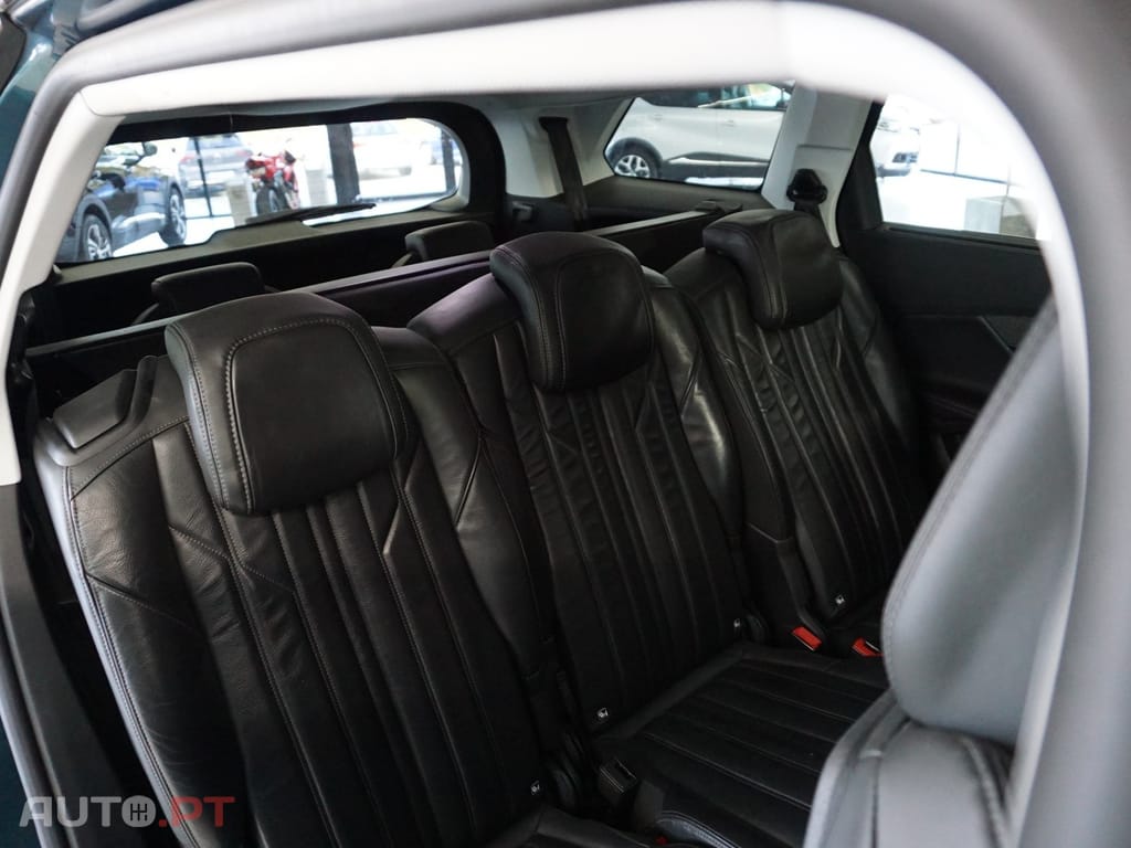 Peugeot 5008 1.2 PureTech Allure Grip Control