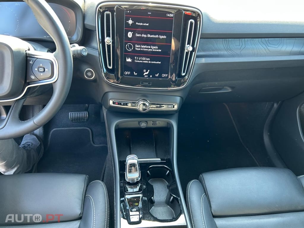 Volvo XC40 1.5 T4 PHEV Plus Dark