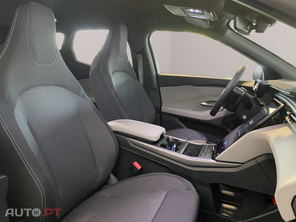 Ford Capri 77 kWh Select