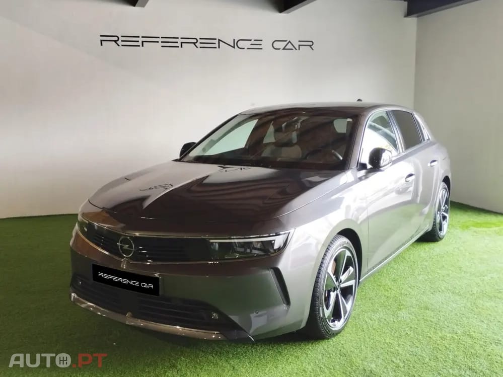Opel Astra 1.6 T PHEV Elegance