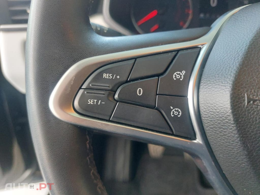 Renault Clio 1.0 TCe Evolution Bi-Fuel