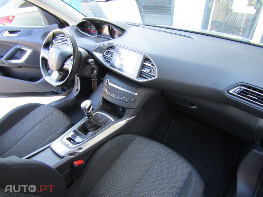 Peugeot 308 SW 1.5 BlueHDi Style