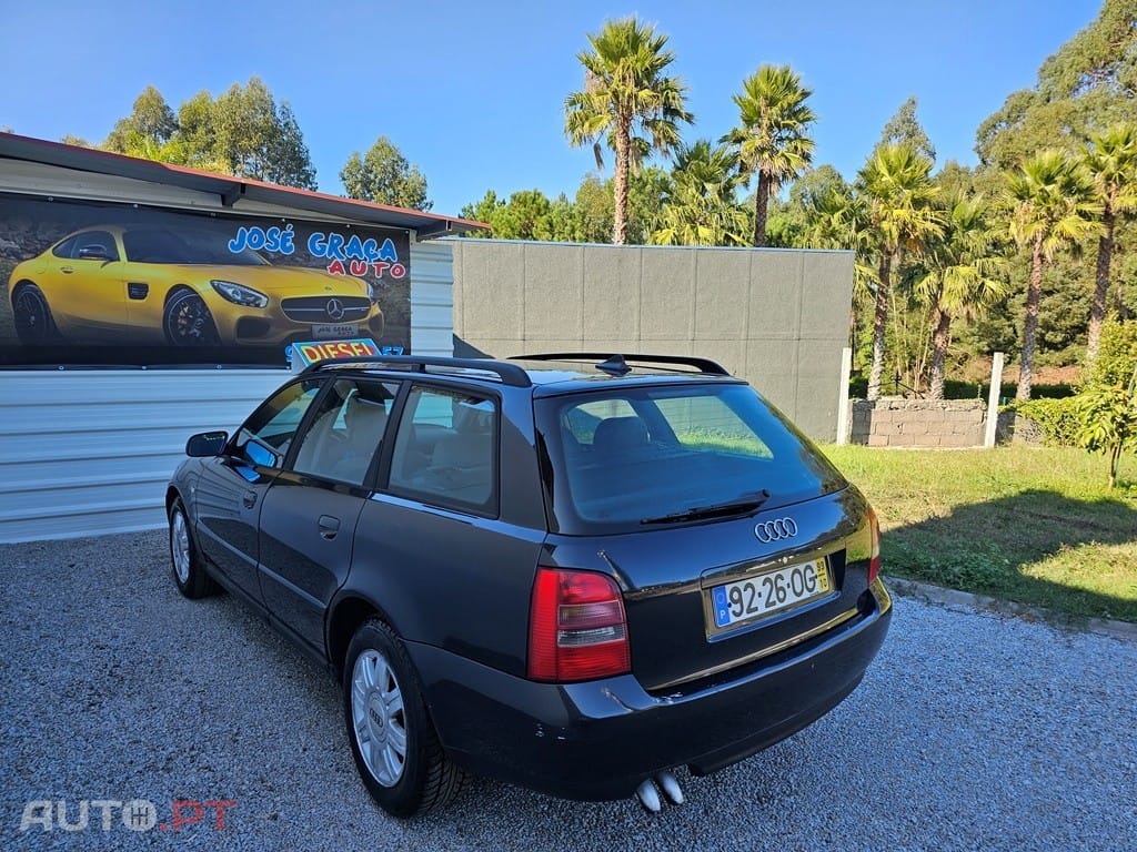 Audi A4 Avant 1.9 TDI Attraction