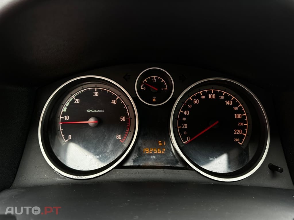 Opel Astra 1.7 CDTi Cosmo ecoFLEX