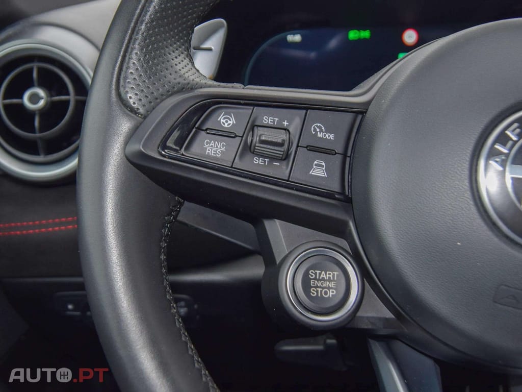 Alfa Romeo Tonale 1.3 Plug-In Hybrid Veloce e-AWD