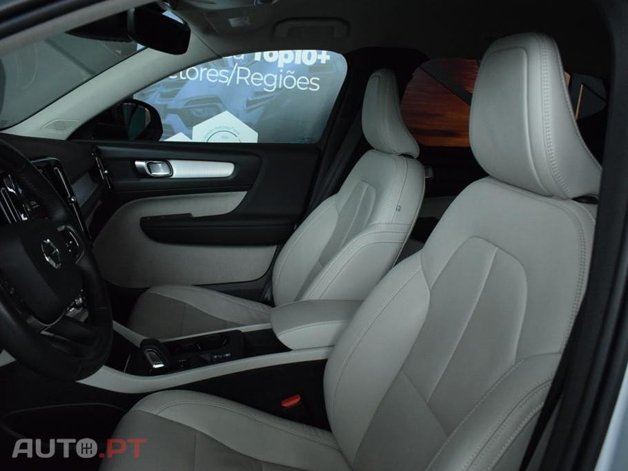 Volvo XC40 1.5 T5 PHEV R-Design Expression