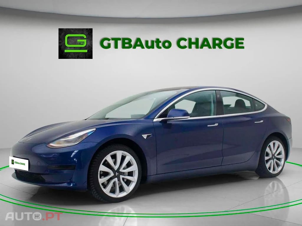 Tesla Model 3 I.V.A DEDUTÍVEL Standard RWD Plus AUTOPILOT